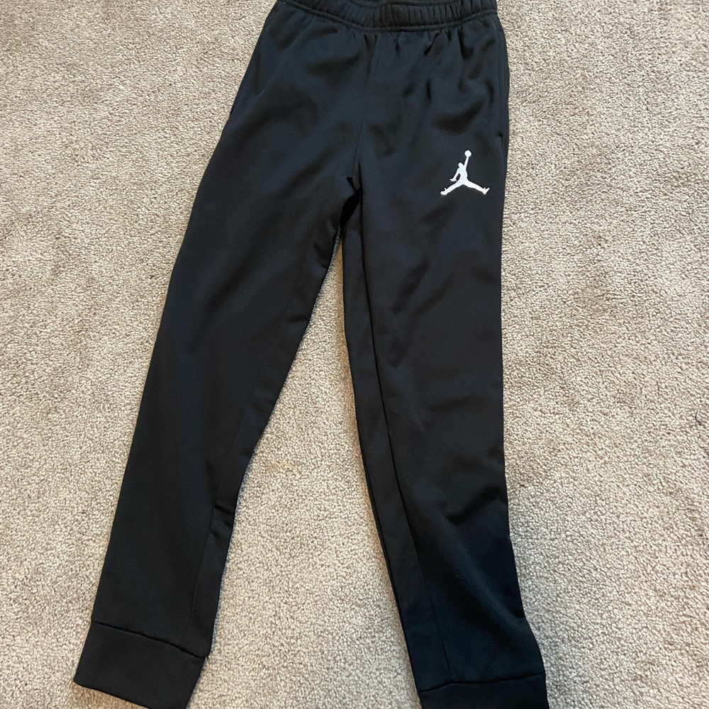 Boys Air Jordan joggers